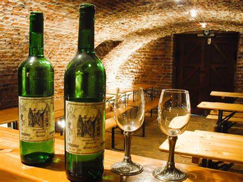 Wijnkelder Steenen Muur Wezemaal