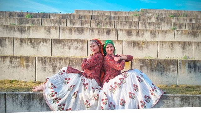 gypsy_bollywood_lies_danshuis_de_ingang.jpg