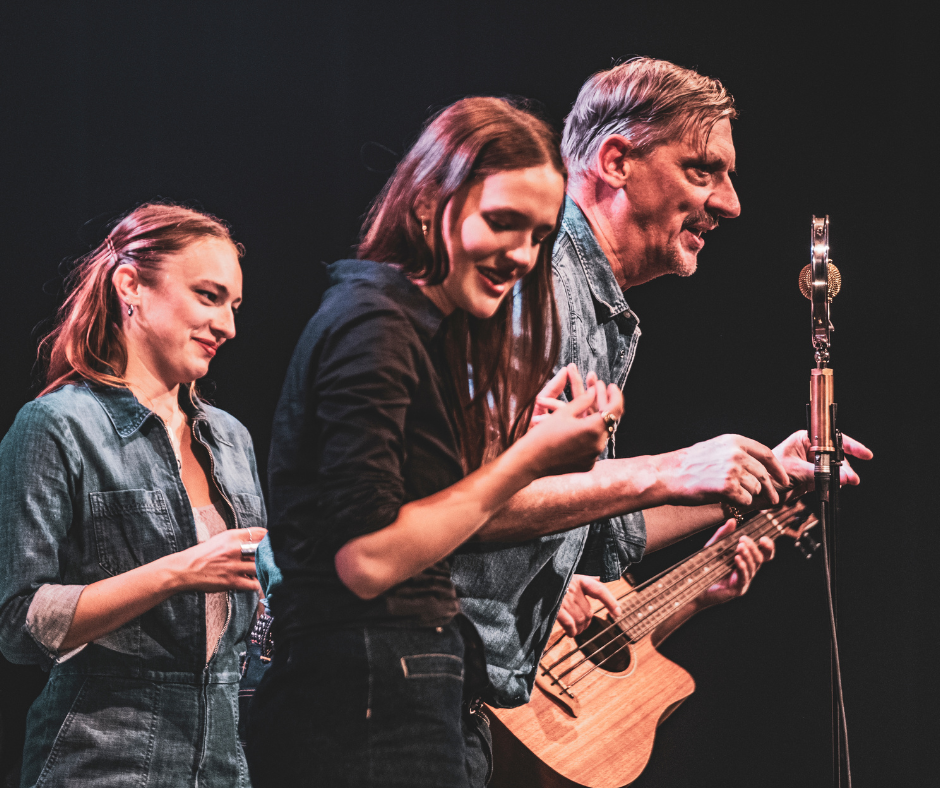 VAN DEN BEGIN ZINGT REYMER