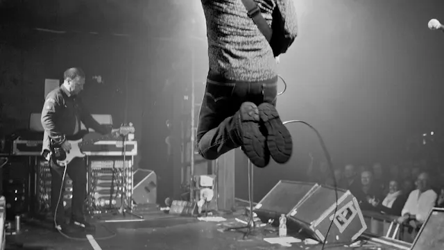 TOUR ART IMAGE Bill Jumps Credit Jeroen Buffel Electric Ballroom Dec 2018