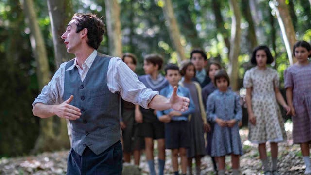 The teacher who promised the sea