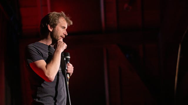 Maarten D'Haene promofoto 4 - (c) Bram Stoops - Levels Comedy Club.jpg