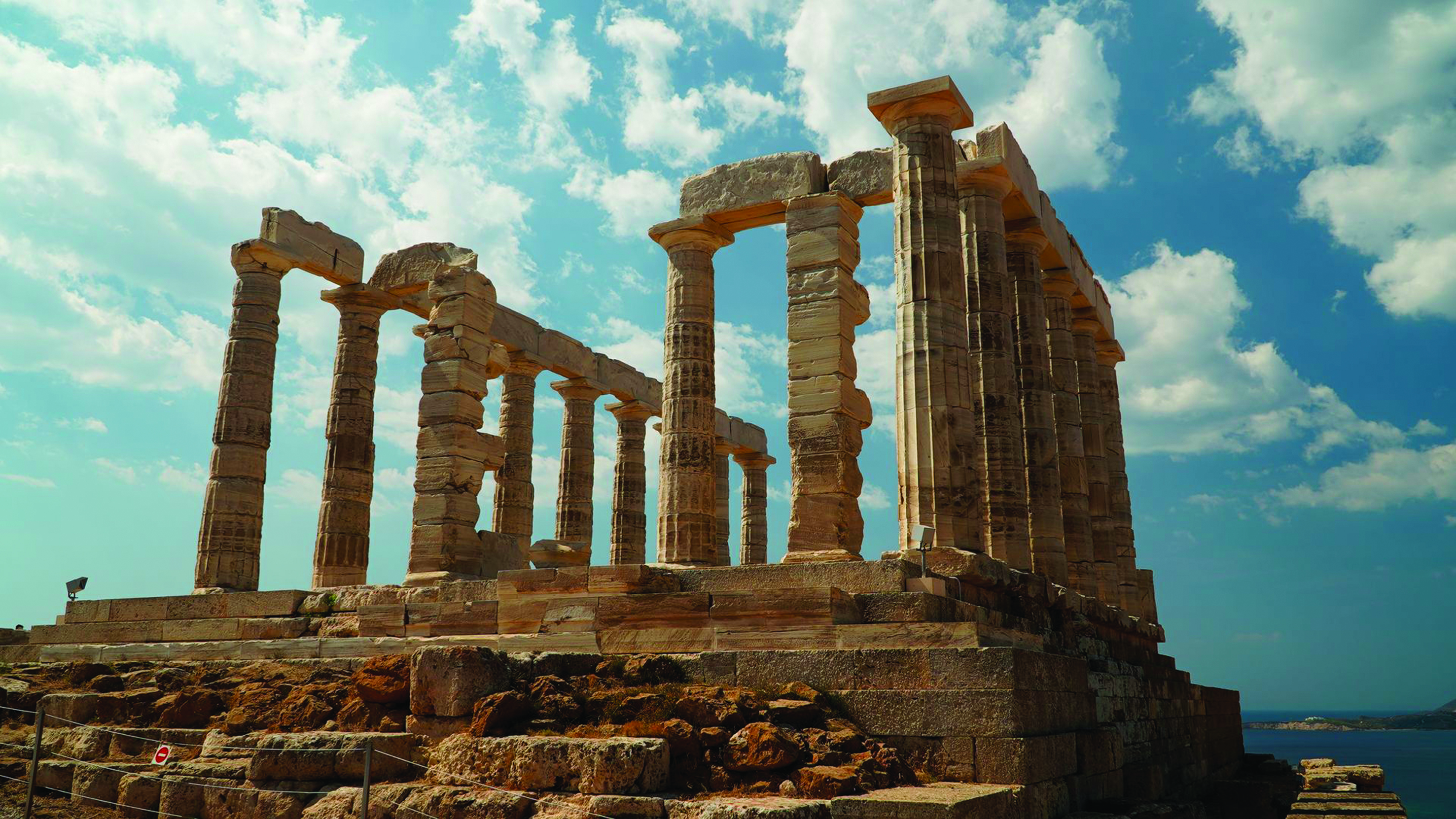 La Grèce, ses îles légendaires aux balcons d’Athènes