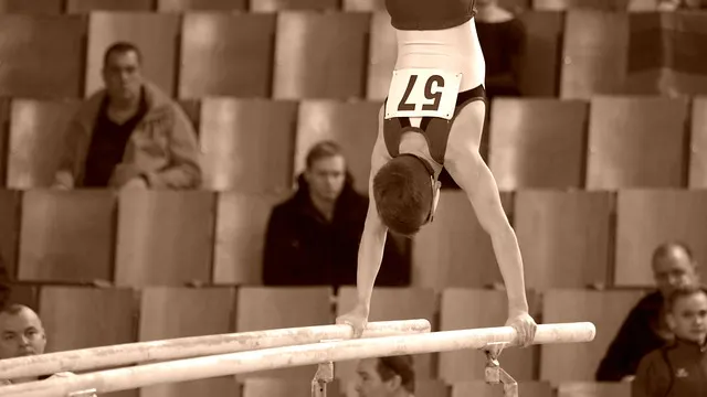 Turnen aan toestellen