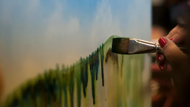 groene verf en kwast