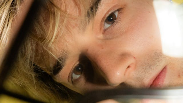 Nicky Du Soleil - De kroonprins van de showbizz presenteert zijn langverwachte debuutalbu