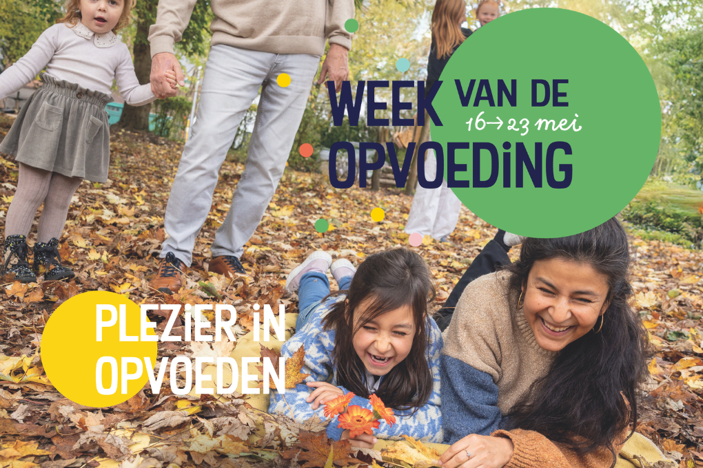 Op deze afbeelding zie je de campagnefoto van de week van de opvoeding 2026.