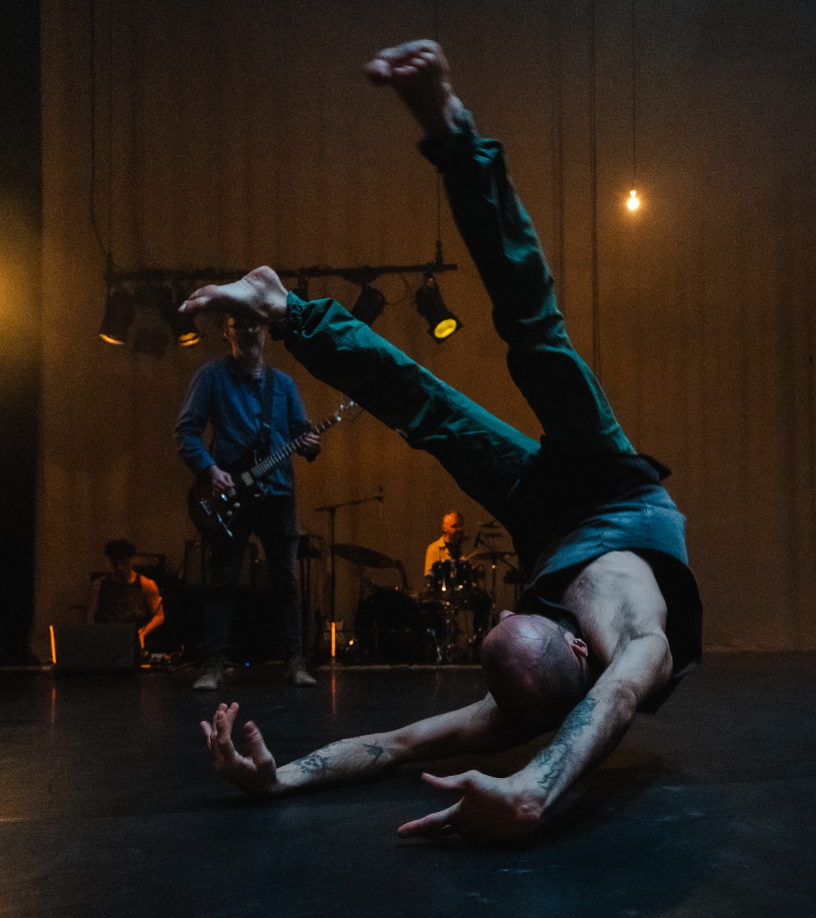 In Absentia - Helder Seabra