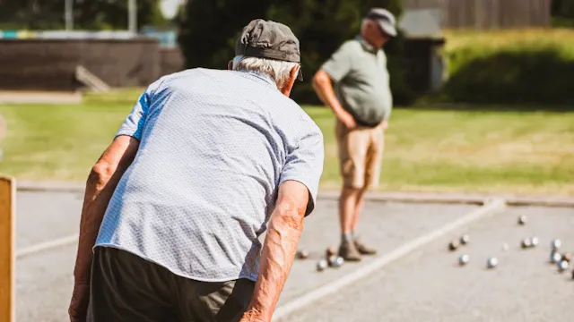 Zin in een spel Petanque? Het petanquetornooi vindt plaats op maandag 3 en dinsdag 4 augustus op de petanquebanen van DC Wijkhuis in Loenhout. De finale wordt gespeeld op vrijdag 7 augustus om 19 uur.