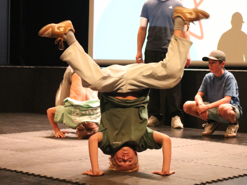 BREAKDANCE 9+
