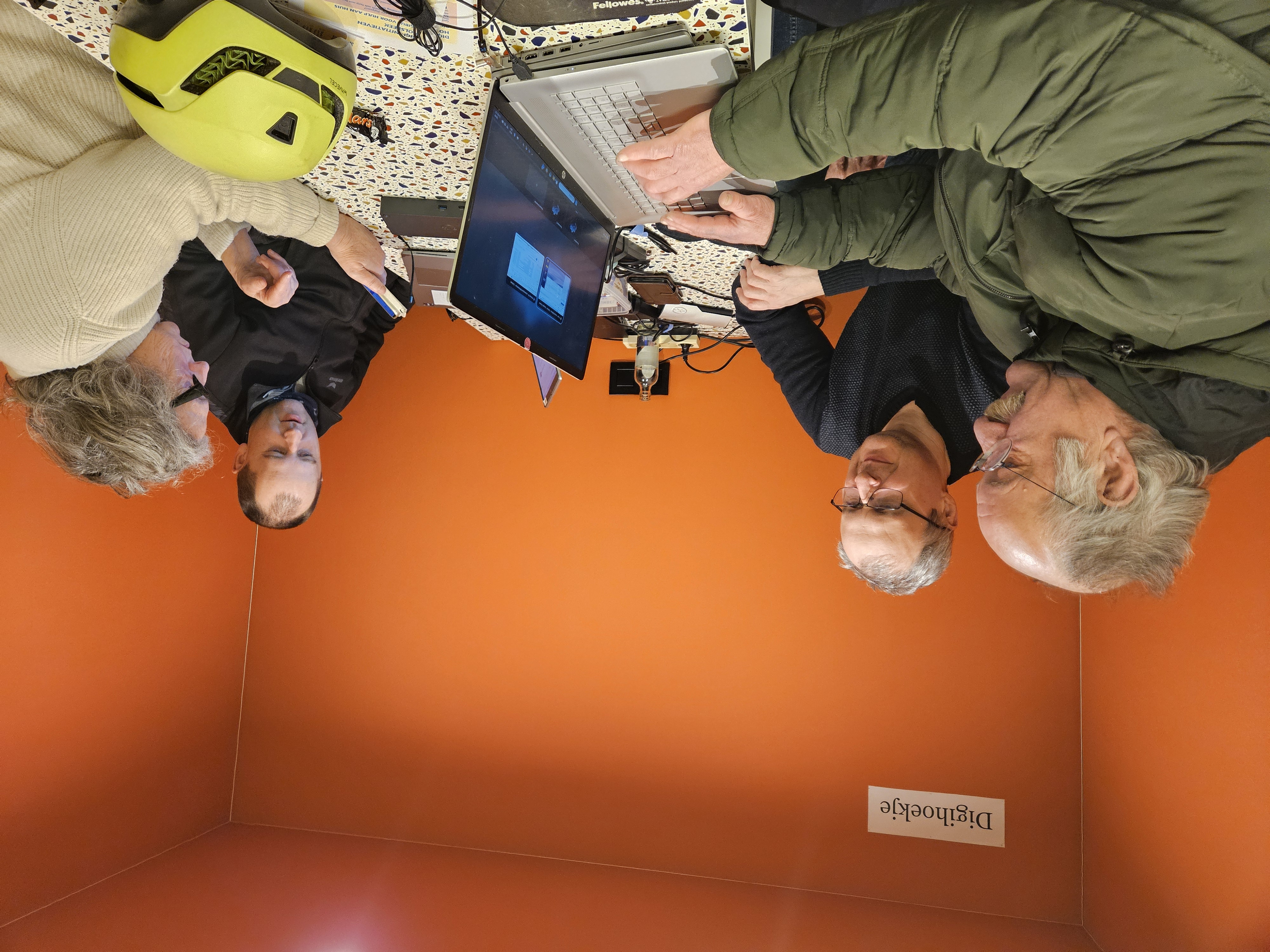 Digihulp in Digipunt bib