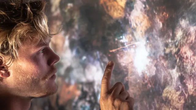 listen with youre eyes