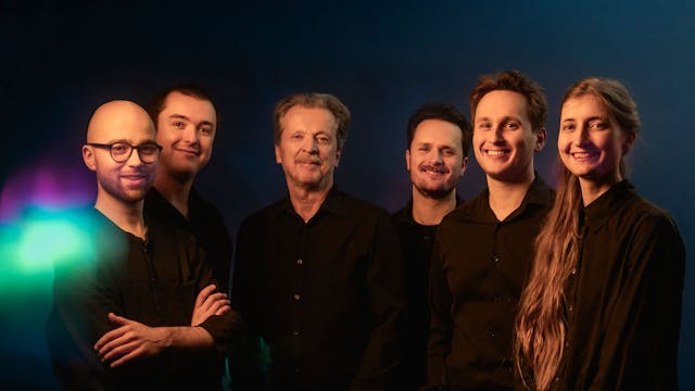 Het Desguin Kwartet en Lucas Van den Eynde samen op de foto.