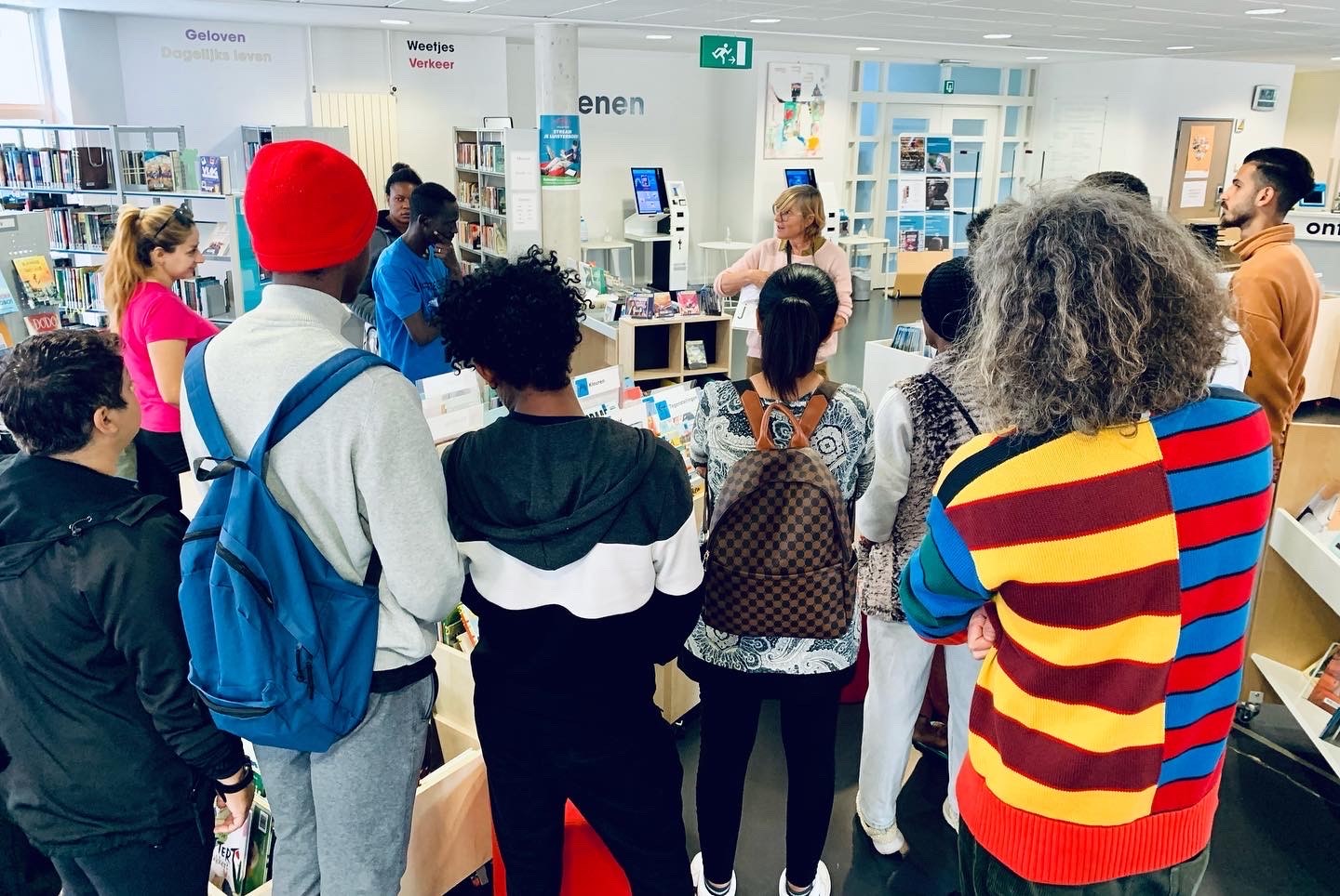 Rondleiding in de bib