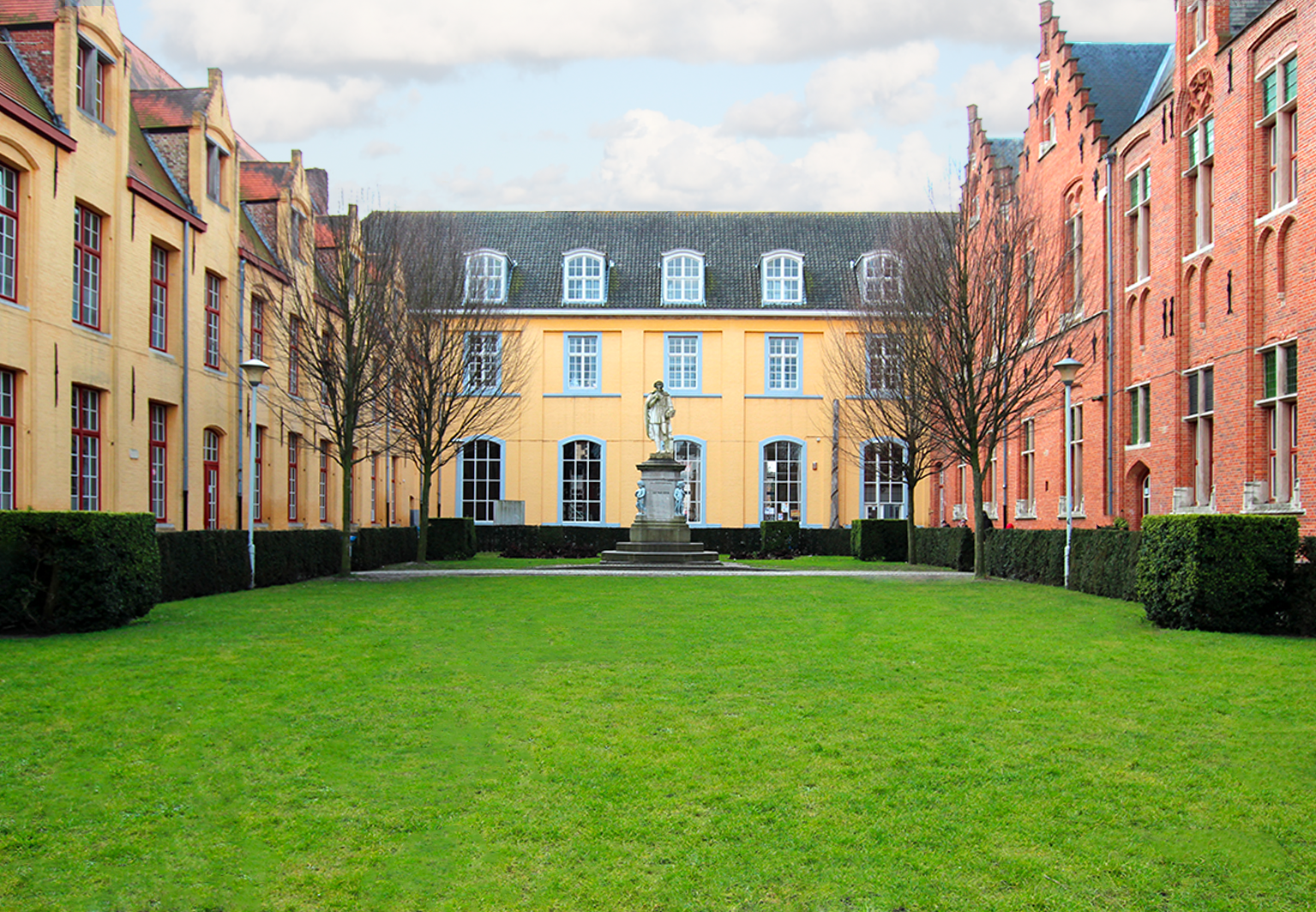 Hoofdgebouw Stedelijke Onderwijscampus Academie Brugge