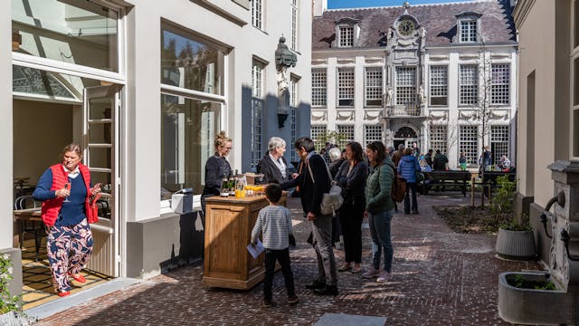 Beiaardconcert in de tuin van De Hofkamer