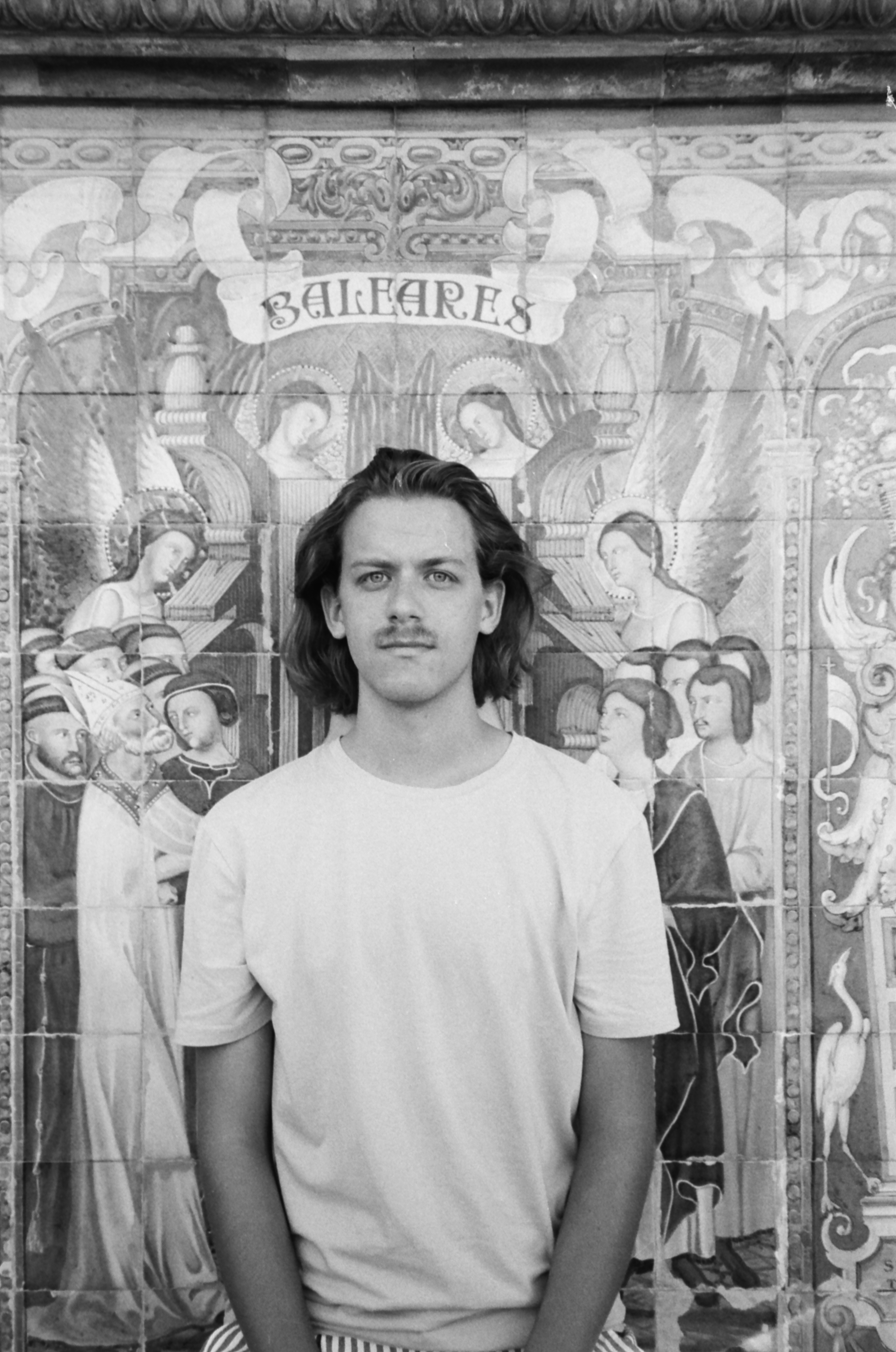 251210 Hendrik Lasure (c) Adia Vanheerentals 1.jpg