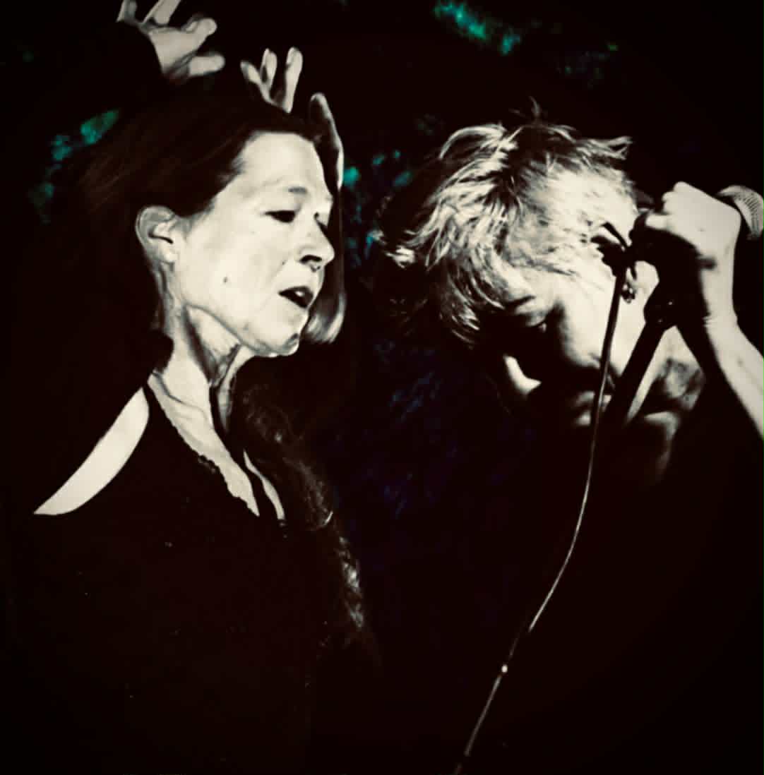 van nergens en overal