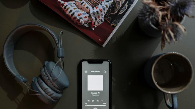 Digicafé - Start to podcast: vinden en beluisteren