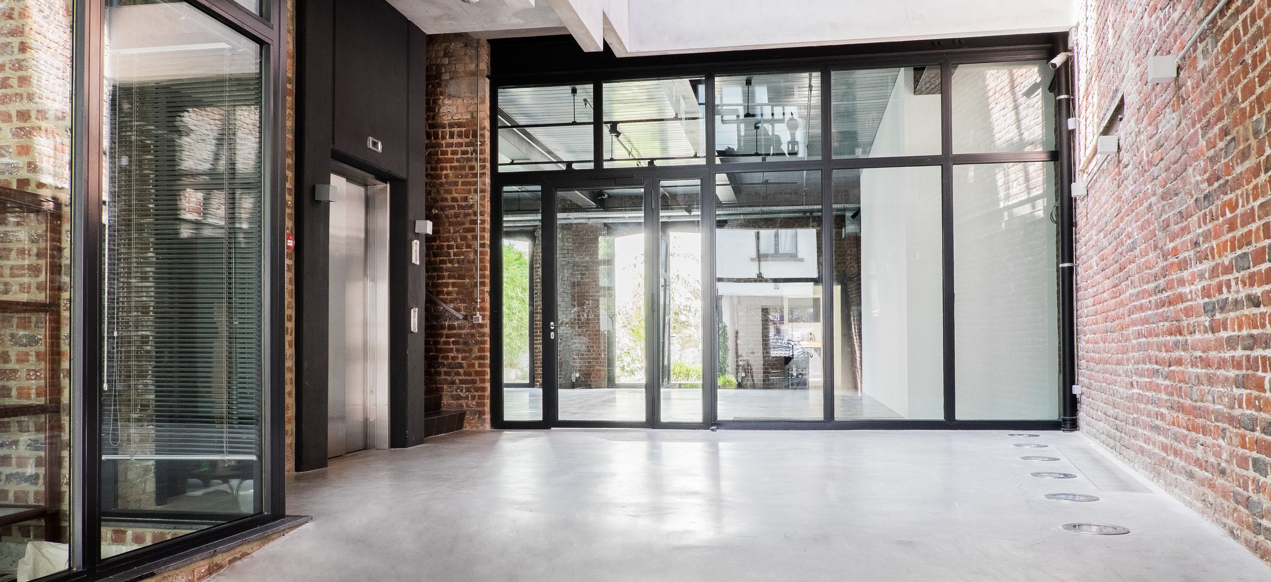 Hangar — Art Center / Gallery