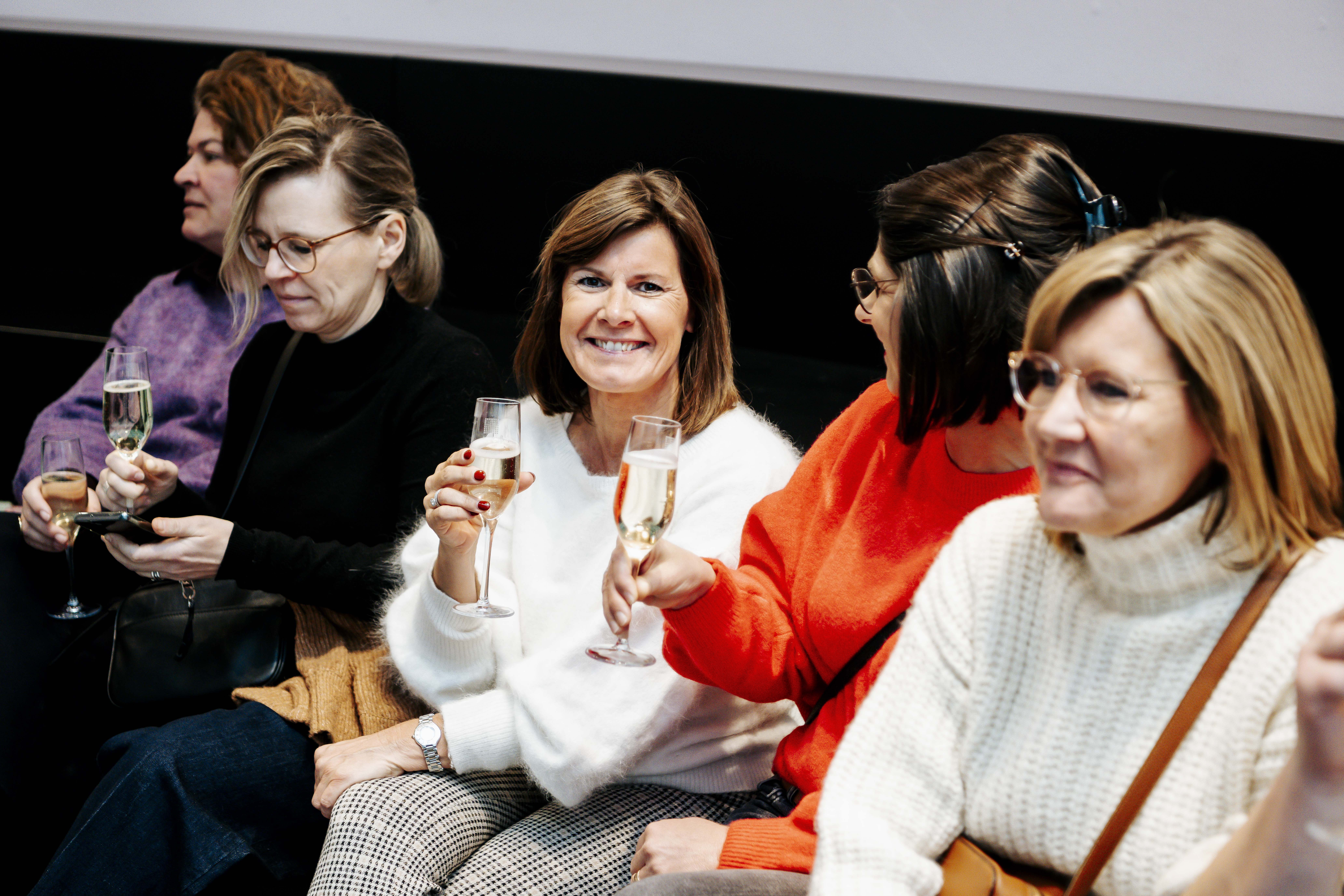 Aperitiefrondleiding in Modemuseum Hasselt