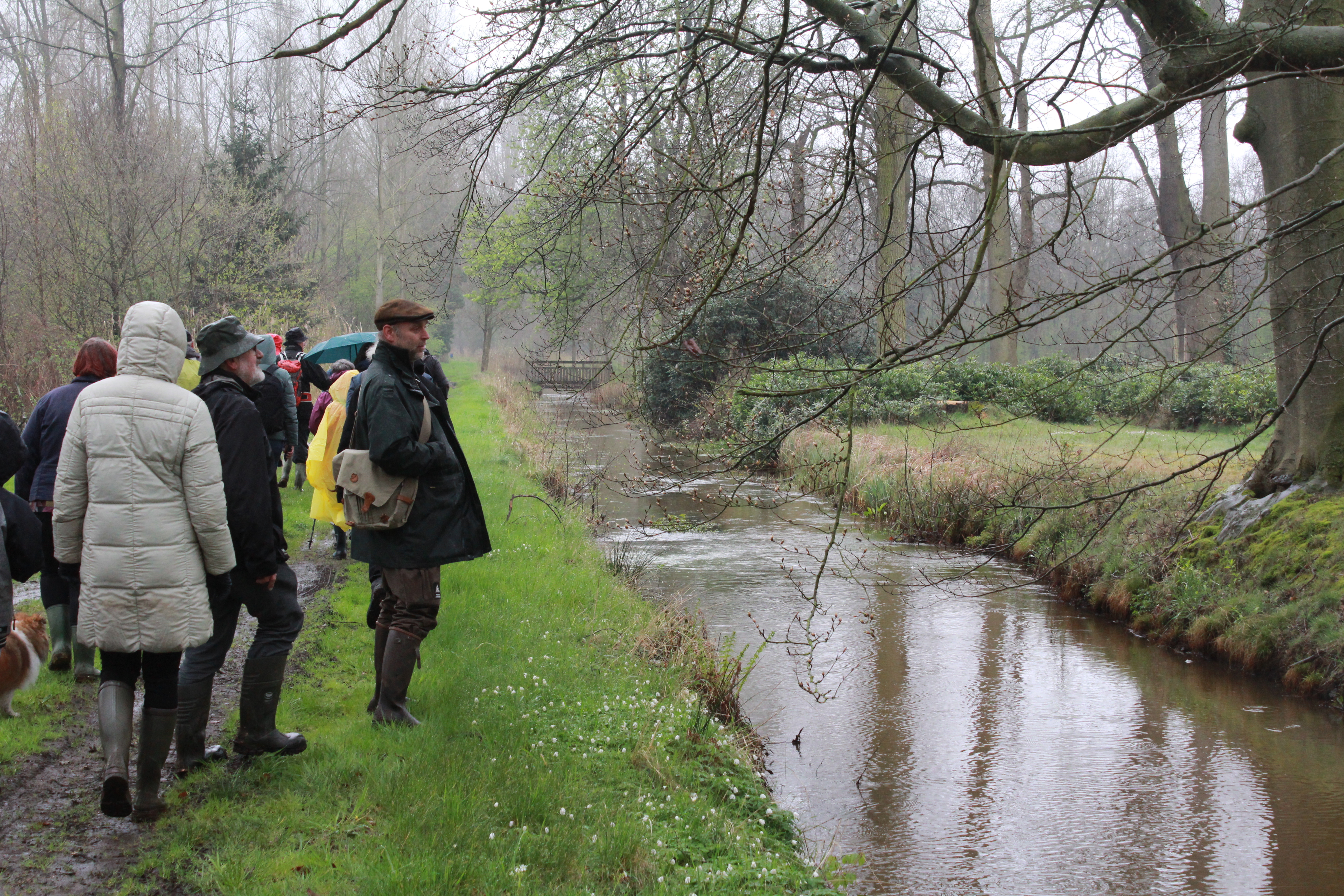 Met de natuurgids een hele interessante wandeling langs het Groot Schijn