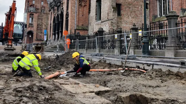 Opgraving voorgevel Sint-Jorisgilde, Brugge