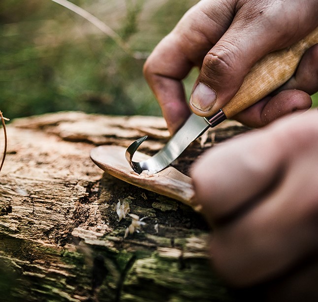 Lepel snijden uit vershout 1.jpg