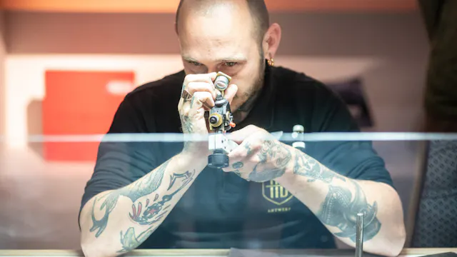 Sylvester De Witte diamantslijpdemo