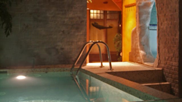 Warme en koude baden na de zweetsessies..