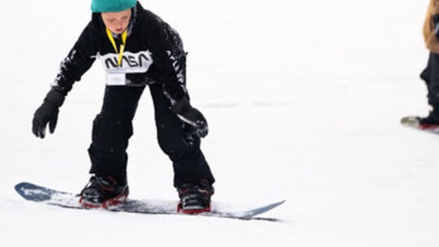 Indoor snowboard in Snowvalley