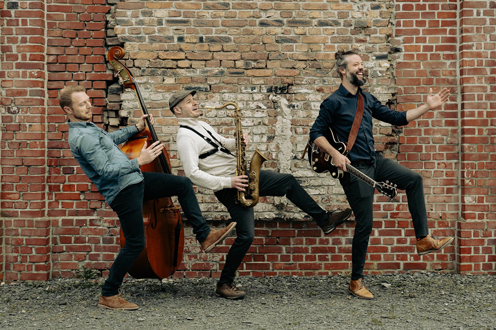 Kwart voor Vrijdag presenteert 'KADER'