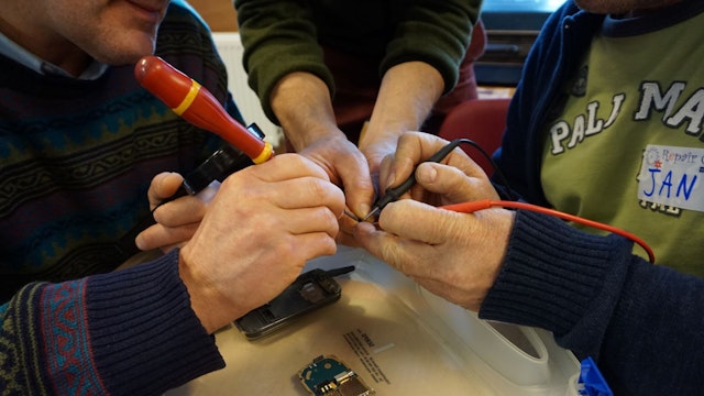 Samen Herstellen vermindert de afvalberg