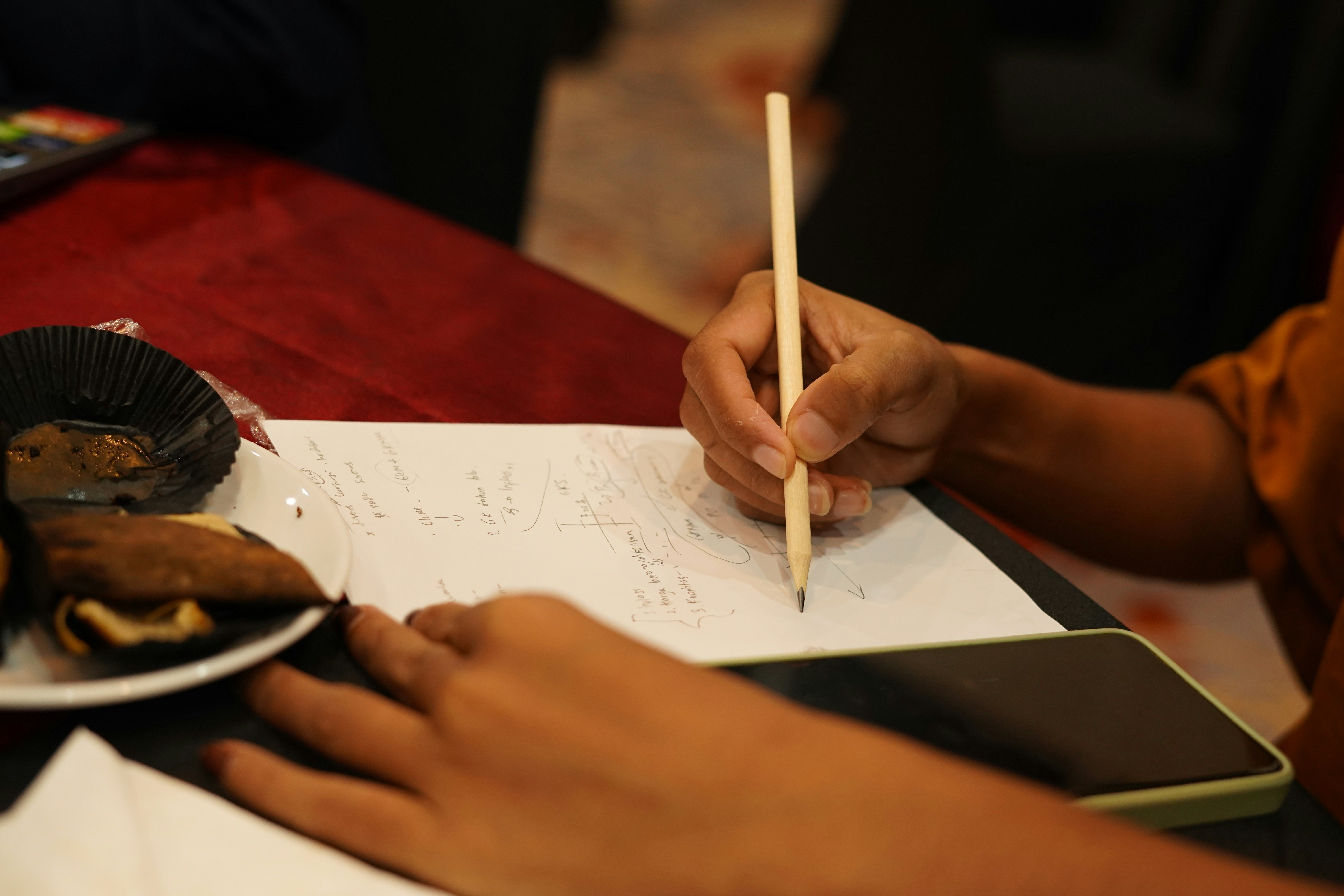 Moeders: schrijfreeks i.s.m. Letterenhuis