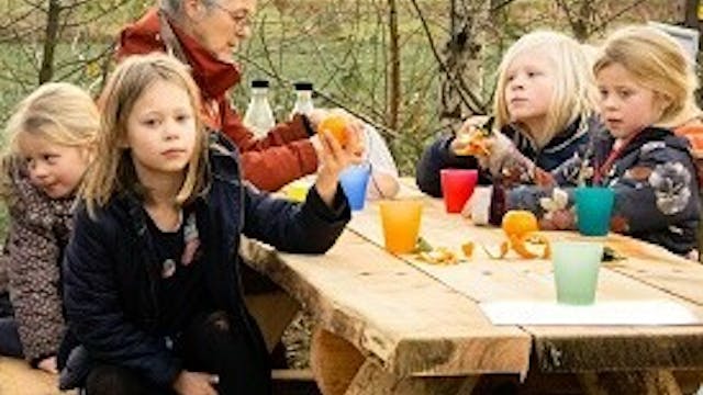 flowlab-foto-warmoes-picknicktafel-klein.jpg