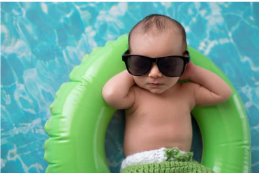 baby with sunglasses 