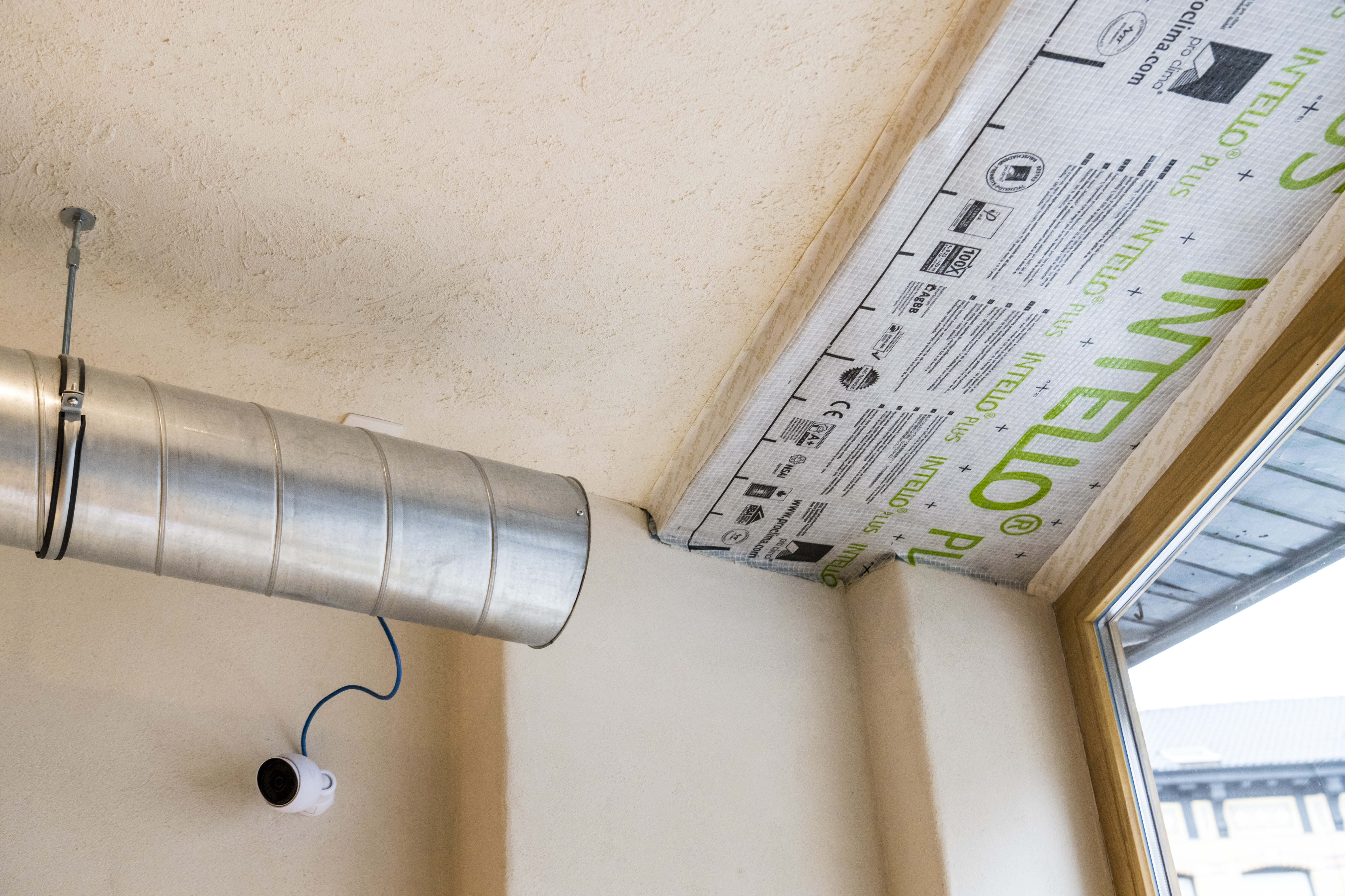 Detailbeeld van ventilatiebuizen.