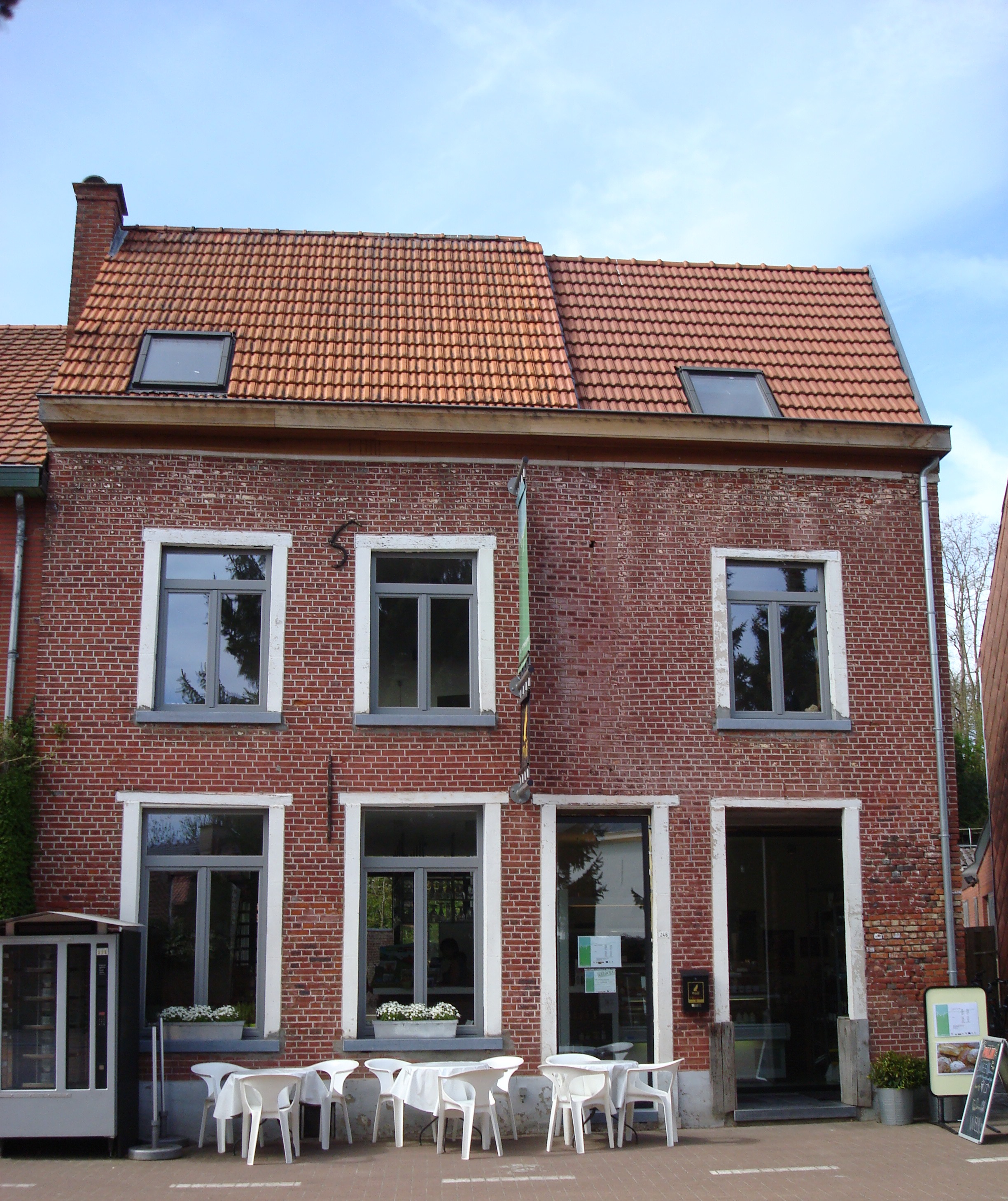 Voorgevel van 't Hof