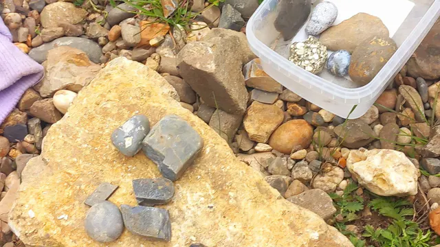 HET GEHEIM VAN DE MAAS(K)EITJES