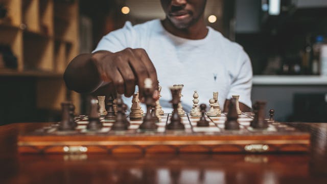 Zondagskind Spel en schaken