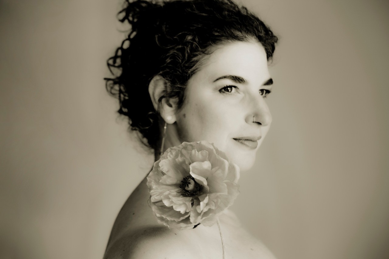 Barbara Wiernik « Between Whispers » – Release