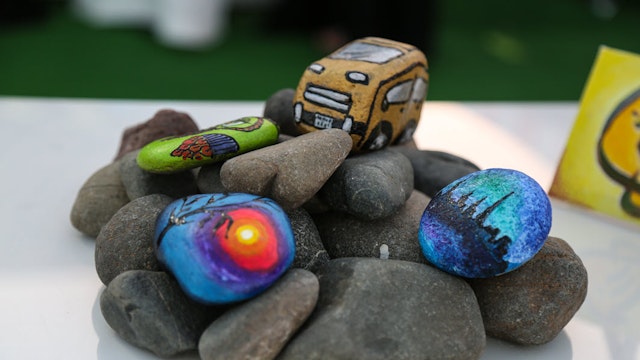 happy stones