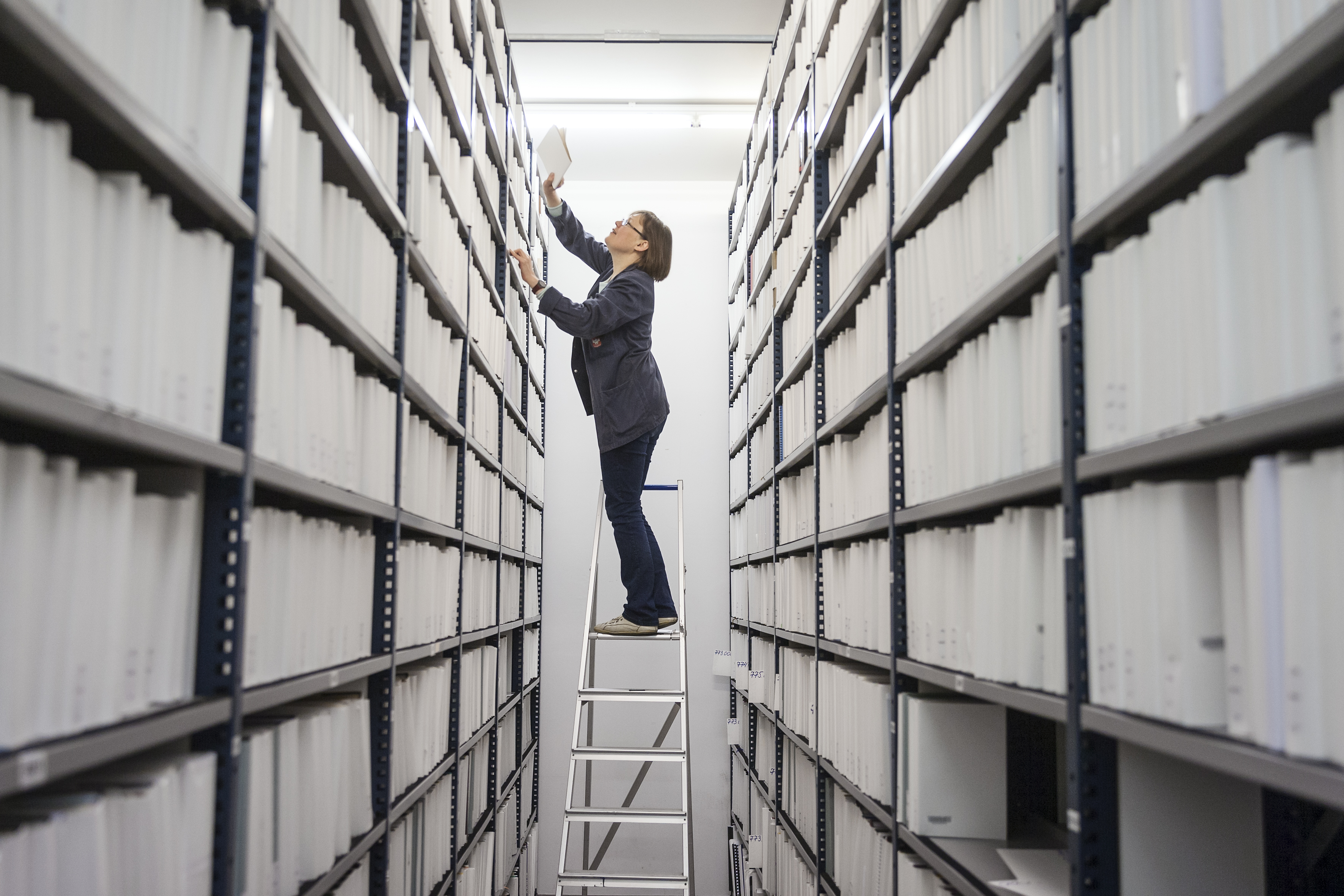 Magazijn Erfgoedbibliotheek achter de schermen