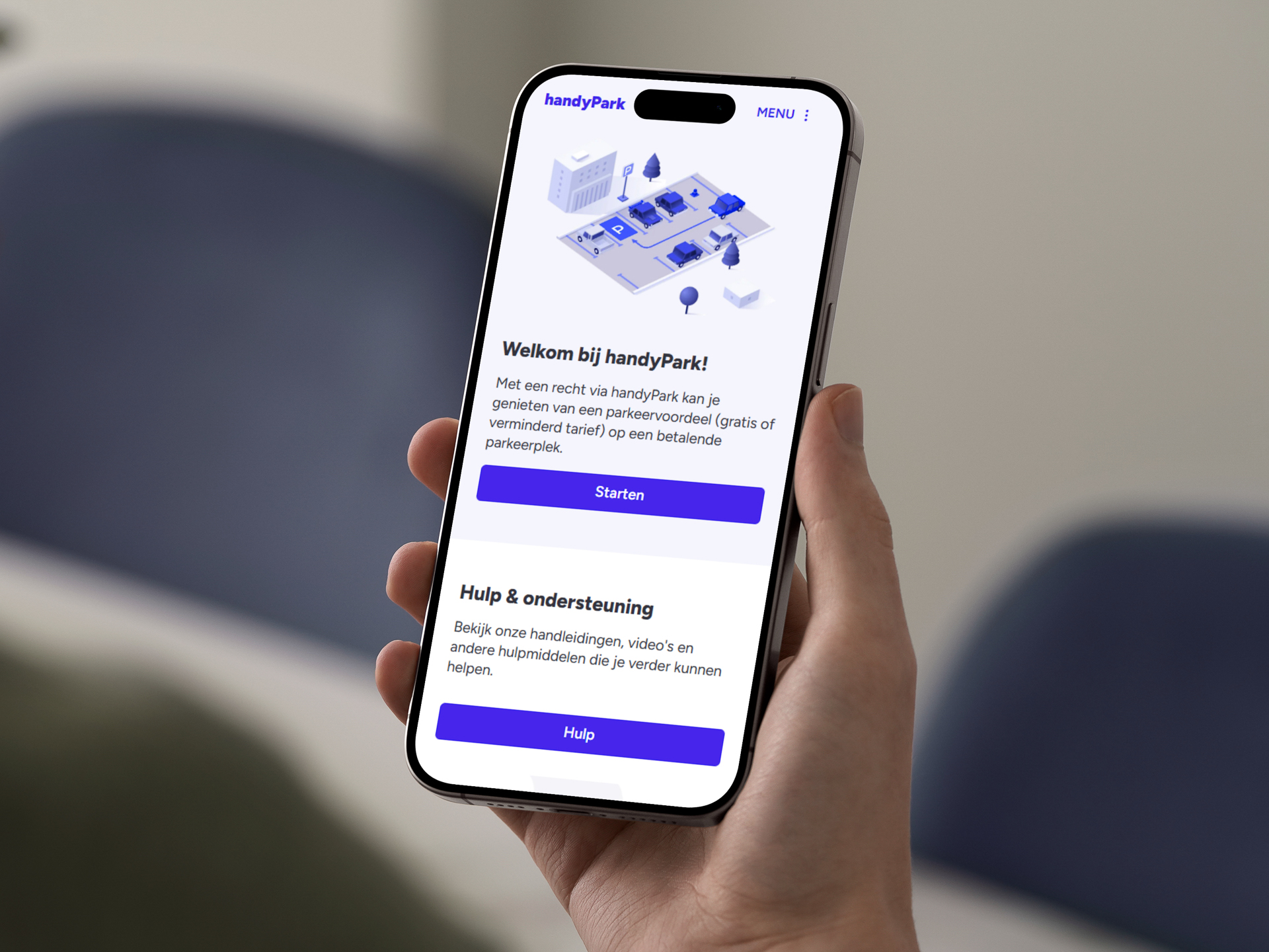 Persoon die smartphone vasthoudt waarop het welkomscherm van Handypark is te zien