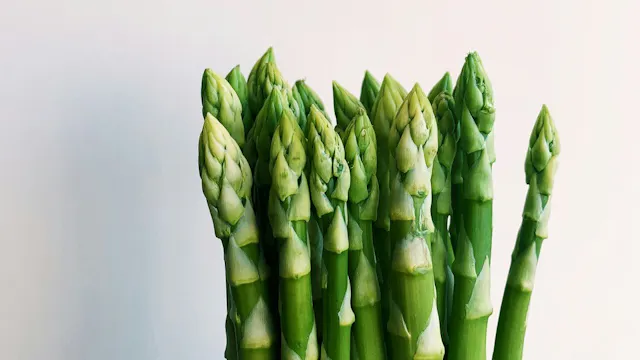 260429 Asperges en aardbeien.jpg