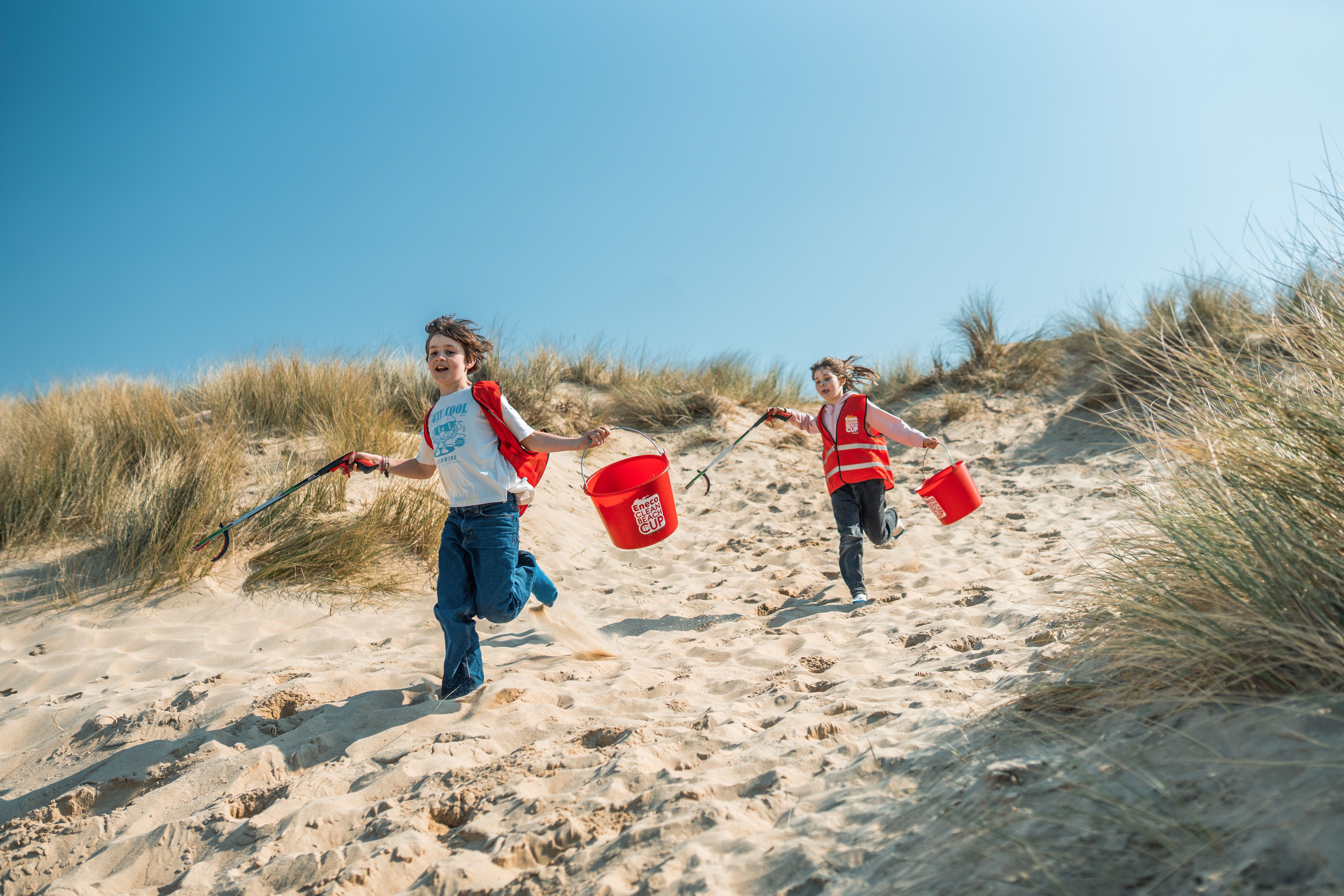 Kom mee het strand opruimen tijdens de grootste en leukste strandschoonmaak van het jaar!