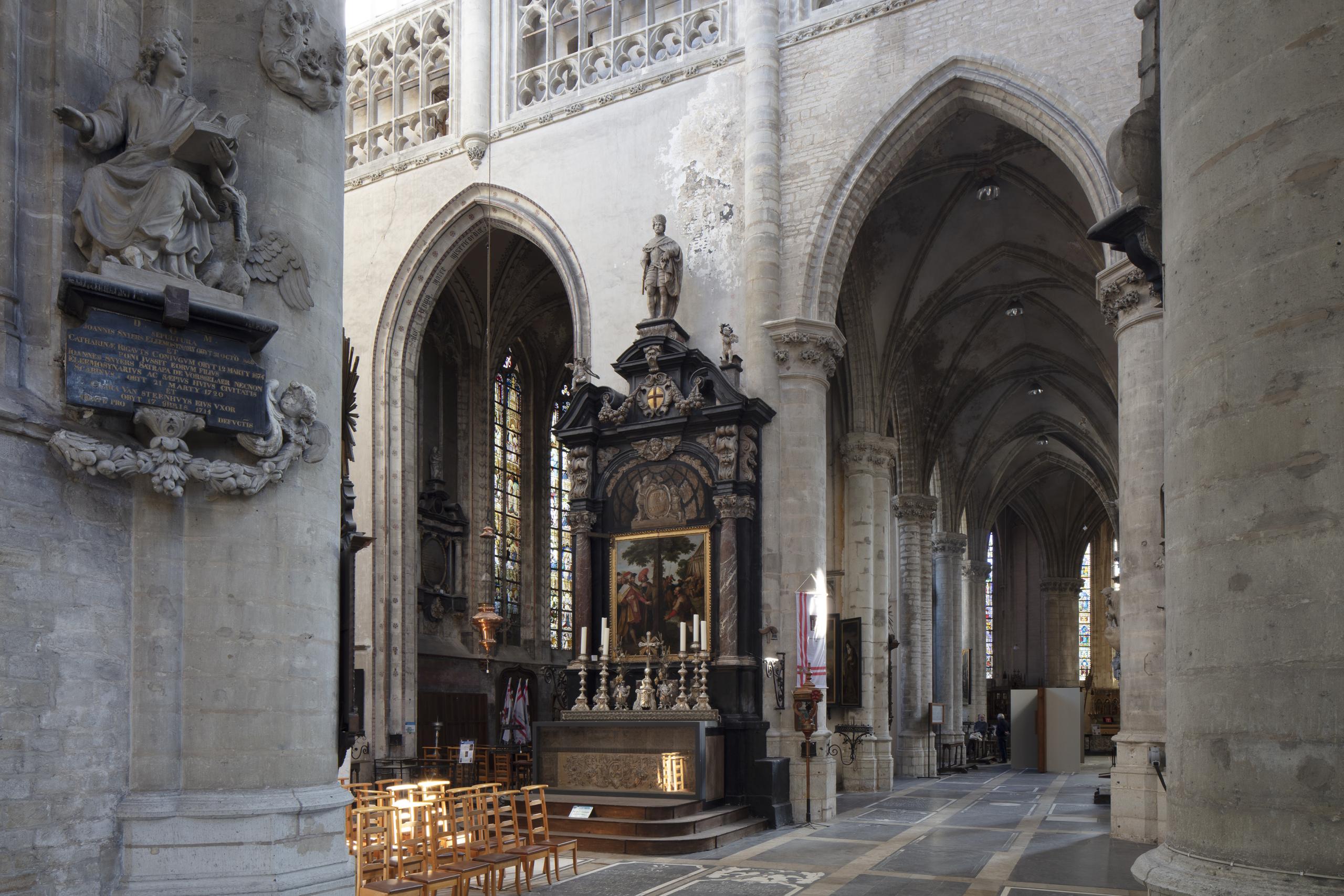 Onze-Lieve-Vrouwekapel in de Sint-Gummaruskerk