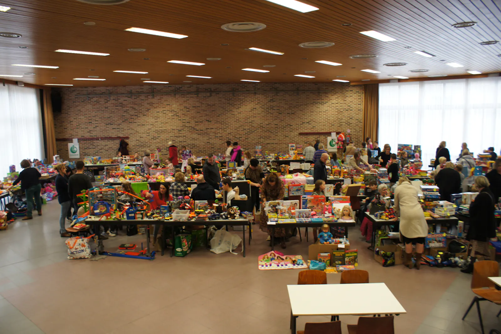 Tweedehandsbeurs SPEELGOED