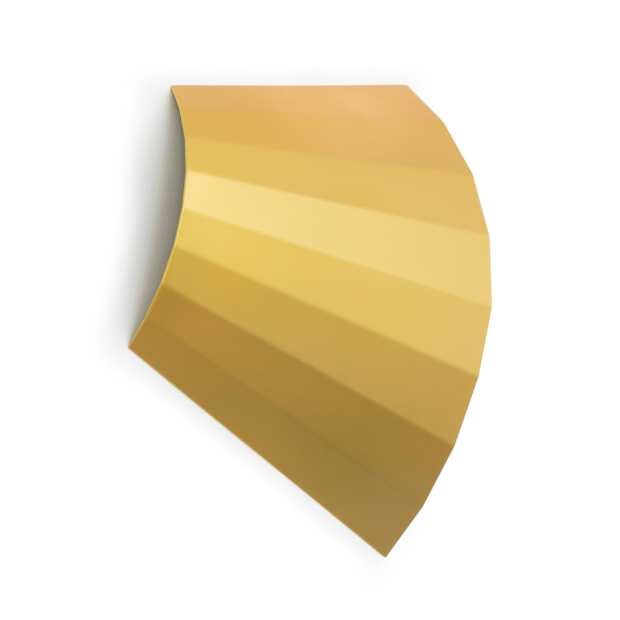 Torsion S 1, 1990, staal en goudverf, 37 x 28 x 8 cm