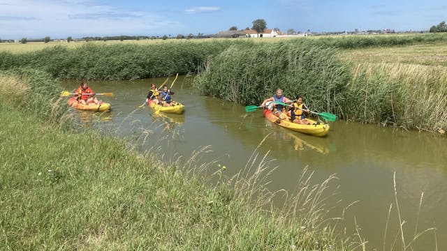 Kajak door de polders